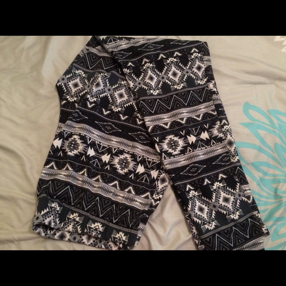Maurice's leggings